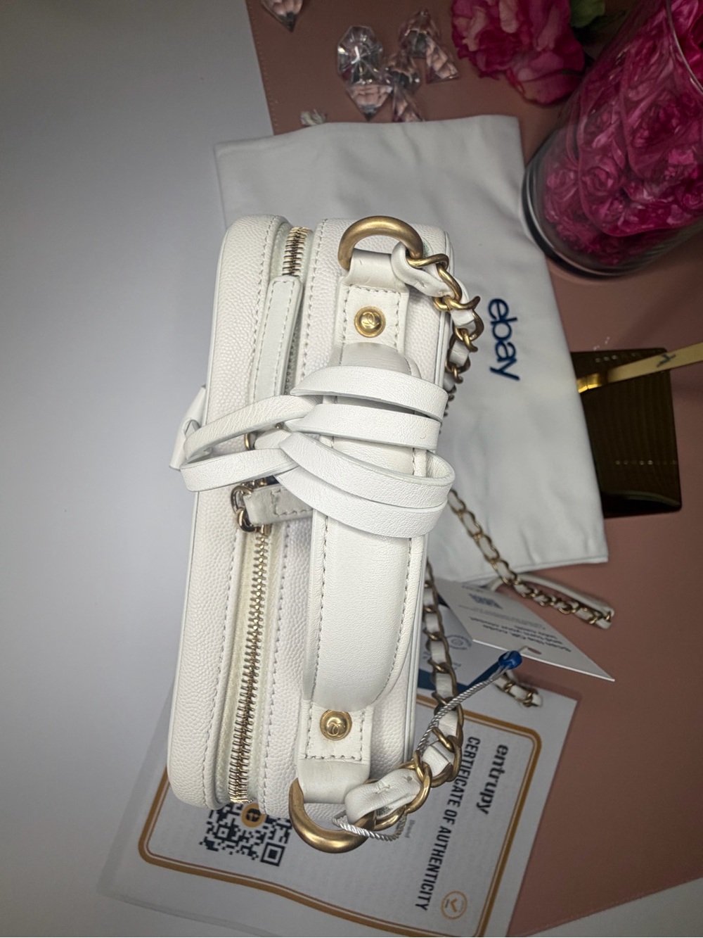 Authentic Chanel CC Filigree Vanity Case White Caviar Gold Hardware COA ICONIC - Picture 8 of 16